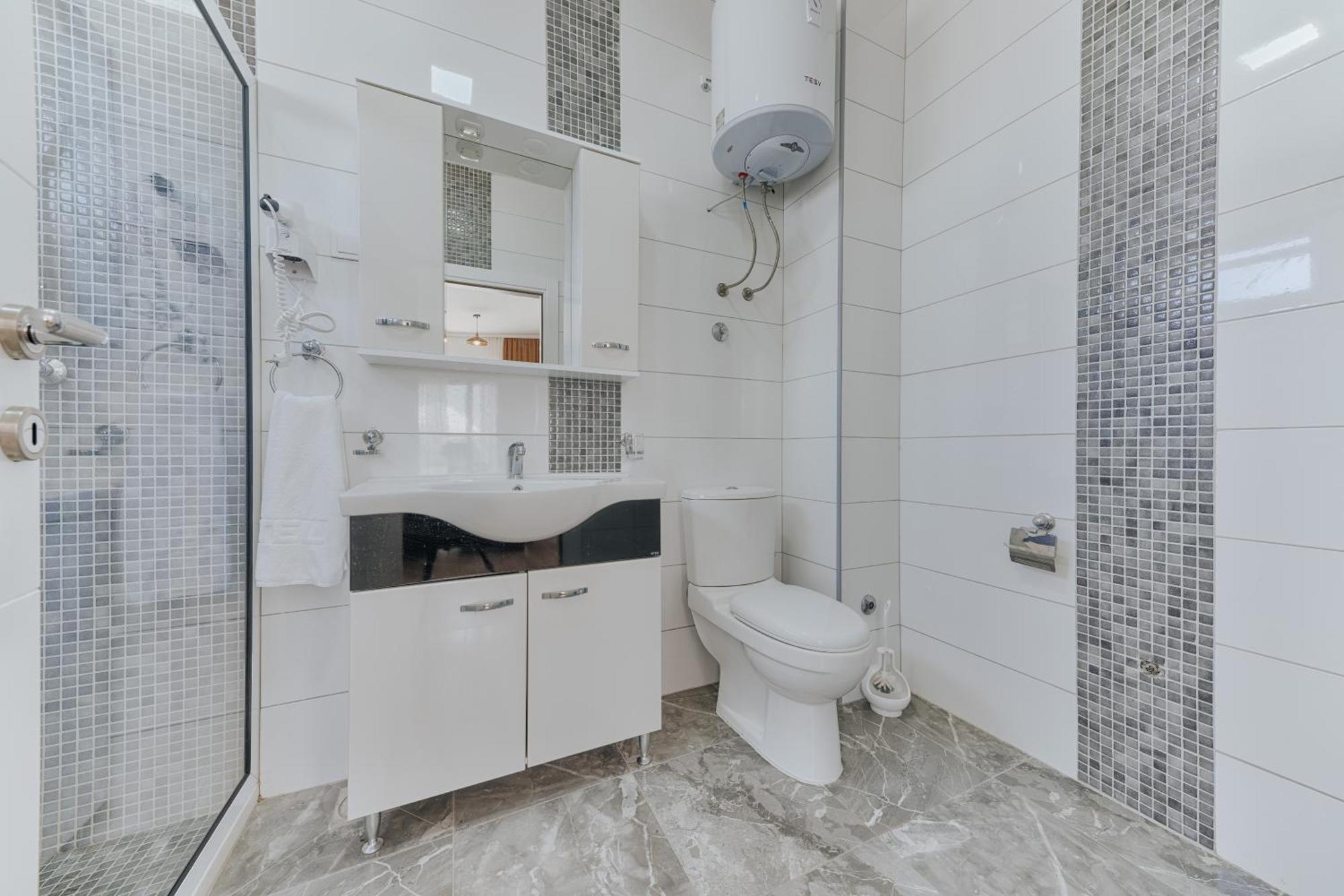 Imperial Family Resort Улцинь Экстерьер фото