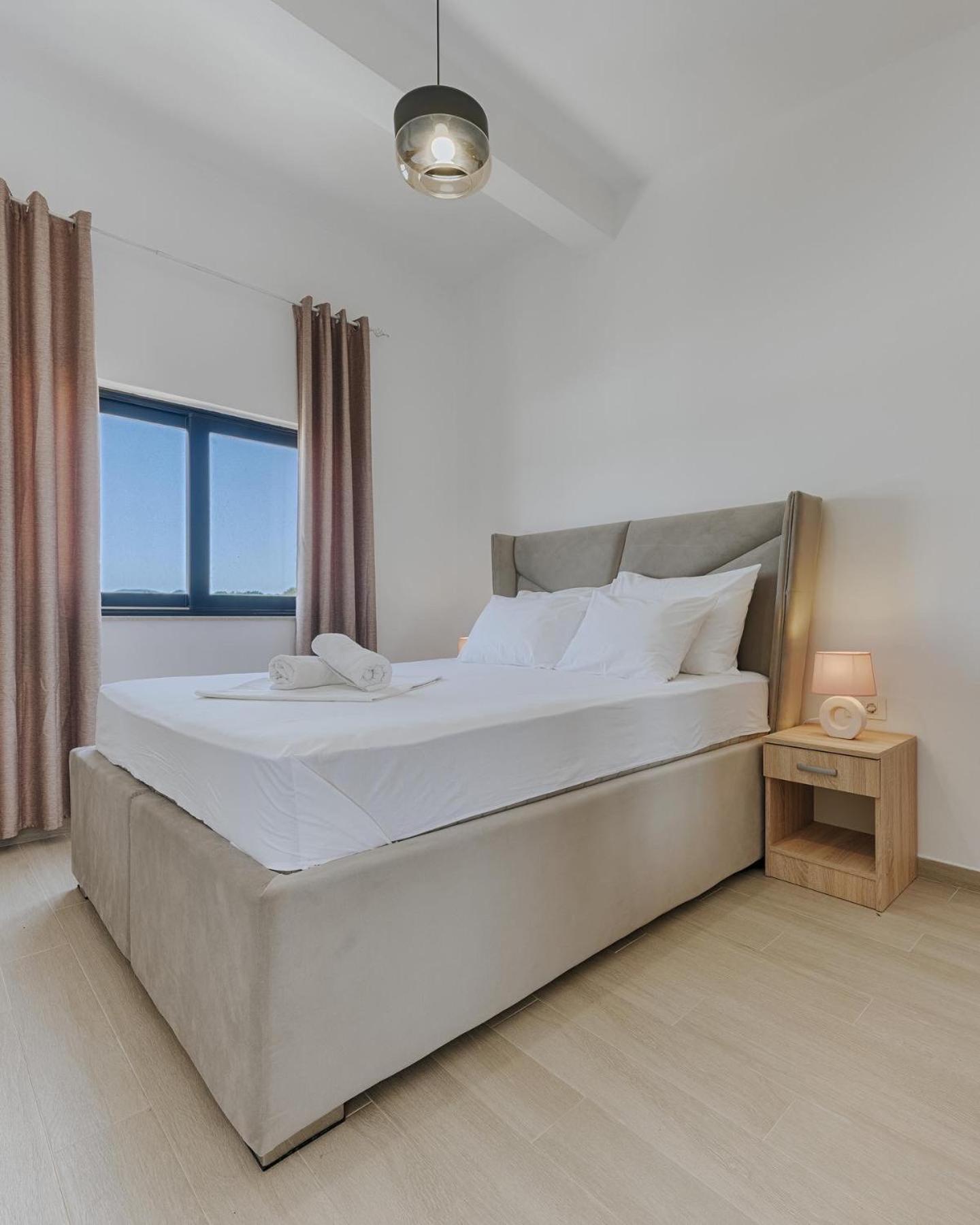Imperial Family Resort Улцинь Экстерьер фото