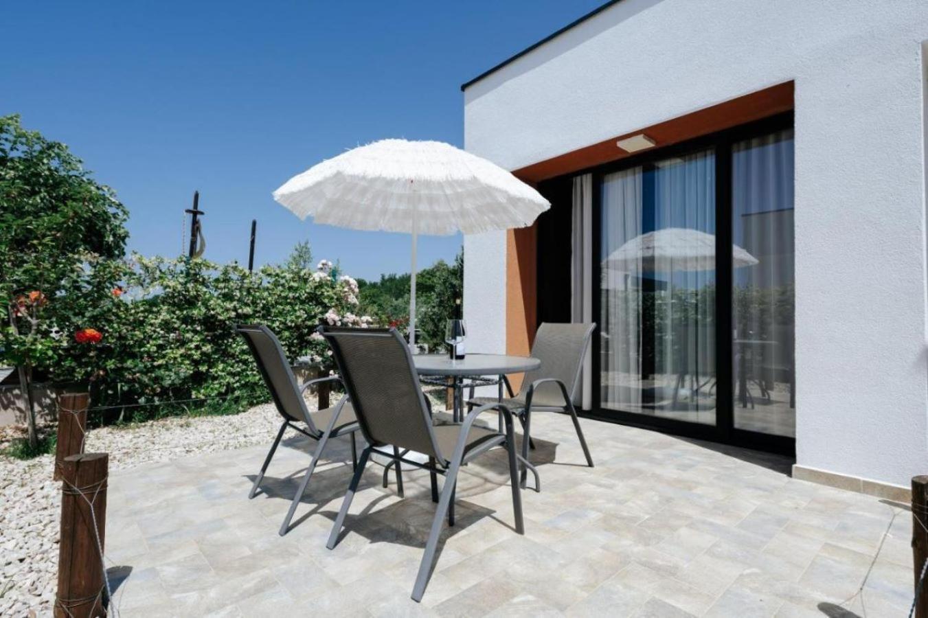 Imperial Family Resort Улцинь Экстерьер фото