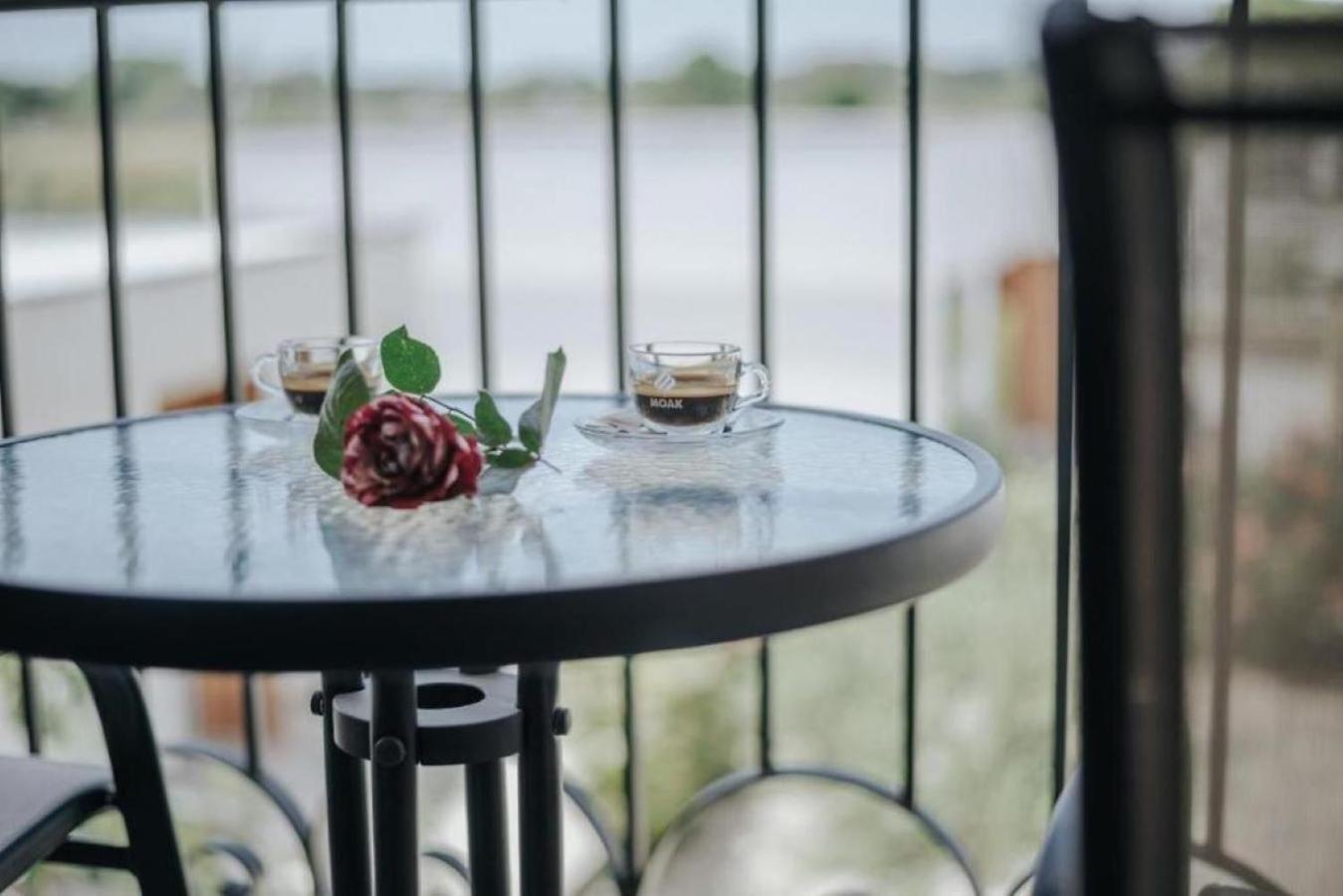 Imperial Family Resort Улцинь Экстерьер фото